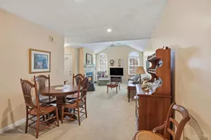 8444 Waterleaf Ln, West Chester, OH 45069 - Photo 9