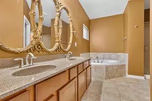 5614 Water Mills Dr, Miami Township, OH 45150 - Photo 17