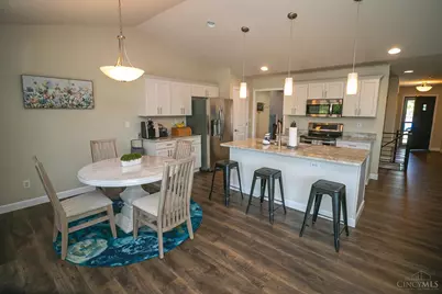 1331 Peregrine Way, Hamilton, OH 45013 - Photo 5