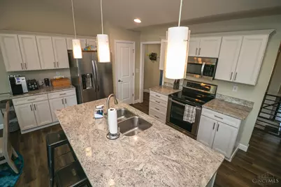 1331 Peregrine Way, Hamilton, OH 45013 - Photo 9