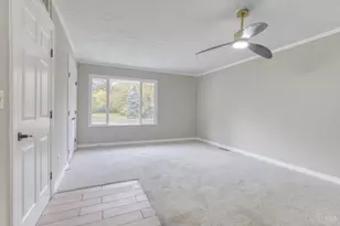 833 W Galbraith Rd, Springfield Township, OH 45231 - Photo 9