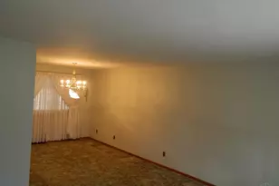 1028 Wesleyan Dr, Fairfield, OH 45014 - Photo 3