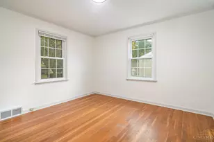 10410 Maria Ave, Springfield Township, OH 45231 - Photo 13