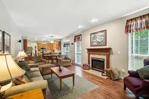 85 Meadows Dr, Springboro, OH 45066 - Photo 27