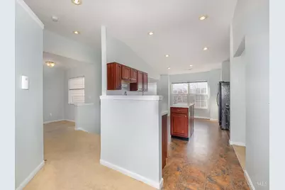 5406 Scarletoak Drive, Cincinnati, OH 45239 - Photo 5