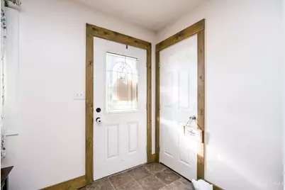 304 Maple Avenue, Trenton, OH 45067 - Photo 3