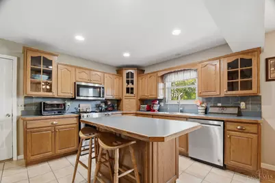 2061 Edinburg Lane, Fairfield, OH 45014 - Photo 11