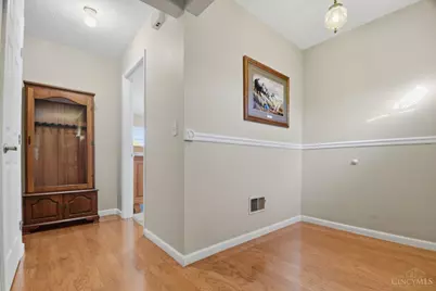 2061 Edinburg Lane, Fairfield, OH 45014 - Photo 5