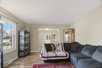 2061 Edinburg Lane, Fairfield, OH 45014 - Photo 3