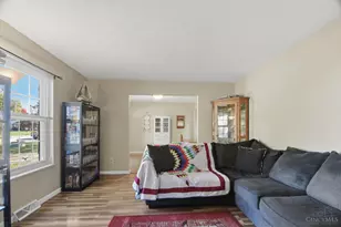 2061 Edinburg Ln, Fairfield, OH 45014 - Photo 3