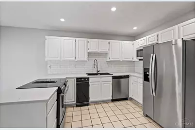 11783 Gable Glen Lane #805, Symmes Township, OH 45249 - Photo 9