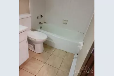 811 N High Street, Hillsboro, OH 45133 - Photo 7