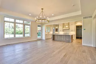 7556 Shawnee Run Rd, Madeira, OH 45243 - Photo 7