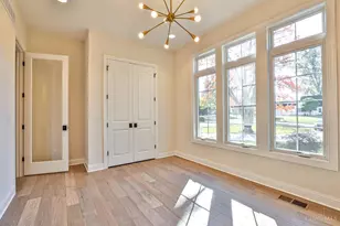 7556 Shawnee Run Rd, Madeira, OH 45243 - Photo 21