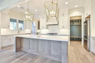 7556 Shawnee Run Rd, Madeira, OH 45243 - Photo 13