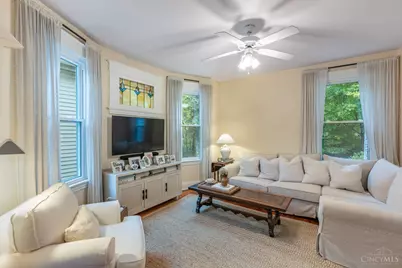 4120 Maple Drive, Cincinnati, OH 45209 - Photo 11