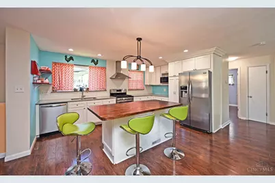 9216 Grandview Avenue, Blue Ash, OH 45242 - Photo 9