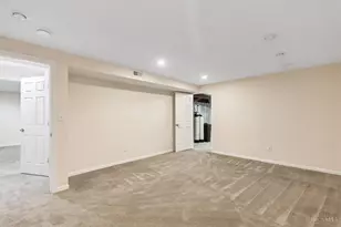 7668 Lake Pointe, Hamilton Township, OH 45039 - Photo 21