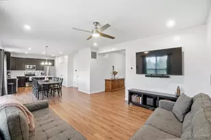 1607 Kilbarron Dr, Hamilton Township, OH 45152 - Photo 9