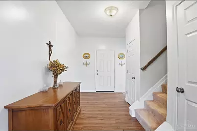 1607 Kilbarron Drive, Hamilton Township, OH 45152 - Photo 7