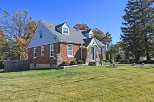 5154 Leona Dr, Green Township, OH 45238 - Photo 3