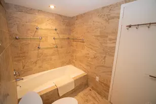 2444 Madison Rd, Cincinnati, OH 45208 - Photo 19