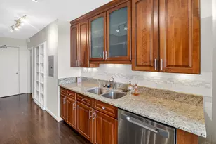 2444 Madison Rd, Cincinnati, OH 45208 - Photo 9