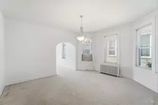 2842 Observatory Ave, Cincinnati, OH 45208 - Photo 11