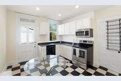 2842 Observatory Avenue, Cincinnati, OH 45208 - Photo 13