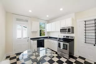 2842 Observatory Ave, Cincinnati, OH 45208 - Photo 13