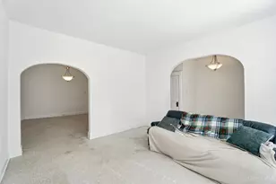 2842 Observatory Ave, Cincinnati, OH 45208 - Photo 9