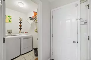 845 Village Green Pkwy, Hamilton Township, OH 45039 - Photo 15