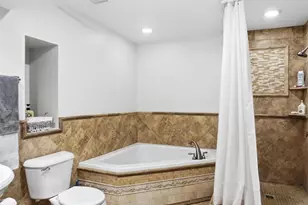 845 Village Green Pkwy, Hamilton Township, OH 45039 - Photo 35