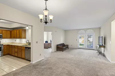 815 Neeb Road #6, Delhi Township, OH 45233 - Photo 5