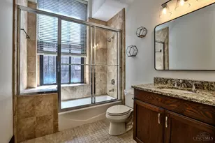 417 Vine St, Cincinnati, OH 45202 - Photo 27