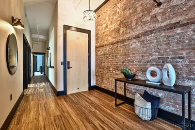 417 Vine Street #402, Cincinnati, OH 45202 - Photo 17