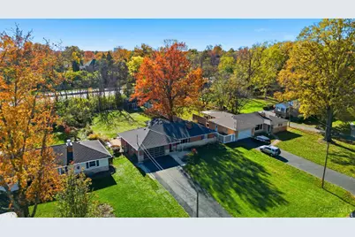 7775 Hartfield Place, Montgomery, OH 45242 - Photo 3