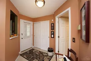 4023 Fieldsedge Dr, Mason, OH 45040 - Photo 3