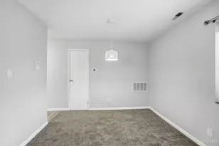 6780 Harrison Ave, Green Township, OH 45247 - Photo 5