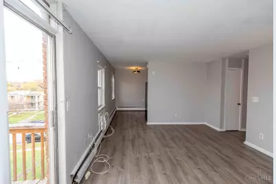 3599 Schwartze Avenue, Cincinnati, OH 45211 - Photo 9