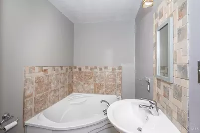 450 Lloyd Place, Cincinnati, OH 45219 - Photo 25