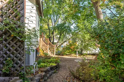 450 Lloyd Place, Cincinnati, OH 45219 - Photo 37