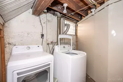 450 Lloyd Place, Cincinnati, OH 45219 - Photo 33