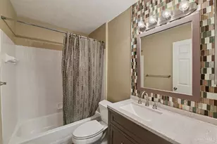 8517 Breezewood Ct, West Chester, OH 45069 - Photo 9