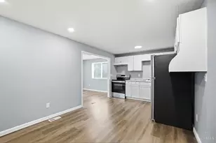 2891 Greenbrook Ln, Colerain Township, OH 45251 - Photo 5