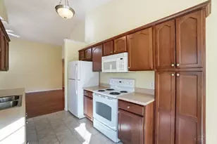 2571 Vinny Dr, Middletown, OH 45044 - Photo 11