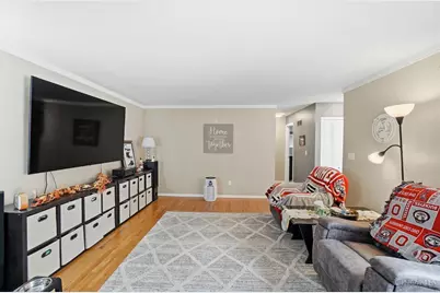 1631 Acreview Drive, Springfield Township, OH 45240 - Photo 9