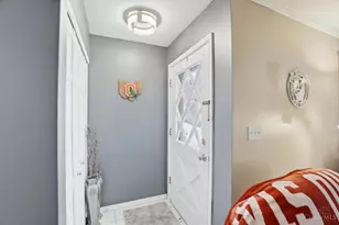 1631 Acreview Dr, Springfield Township, OH 45240 - Photo 7