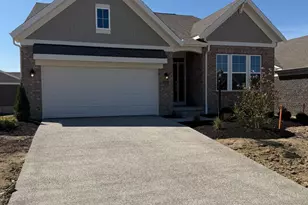 5200 Long Meadow Dr, Middletown, OH 45005 - Photo 1