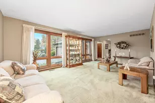 10900 Yorkway Ln, Montgomery, OH 45249 - Photo 5